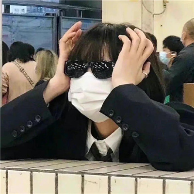 五家渠伴游女生冯萧玉的资料