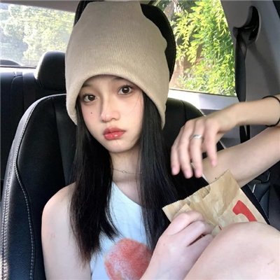 五家渠伴游女生丛河灵的资料